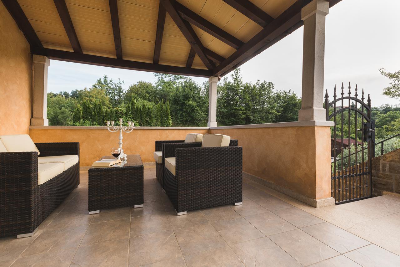 Villa Momiano With Private Pool Momjan ภายนอก รูปภาพ